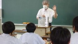 実践技術者を育成する熊本県立技術短期大学校において、高校生を対象として「出前講義」を実施しています。