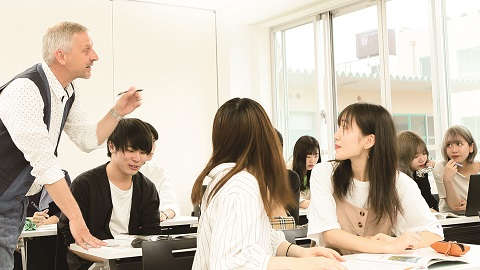 京都外国語専門学校 語学の授業は少人数クラス制