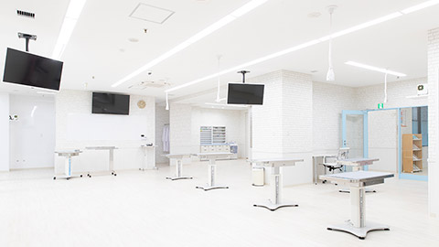 北海道どうぶつ・医療専門学校 業界仕様の設備がそろい、学校が現場になる