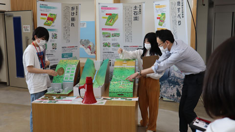 和歌山信愛大学 地域連携・交流を通し、県内各地のフィールドで課題解決に取り組む