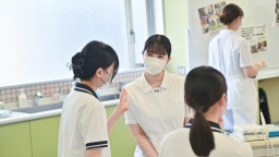 歯科衛生士は、生涯を通じて活躍できる「国家資格」です！ あなたも歯科衛生士を目指してみませんか。