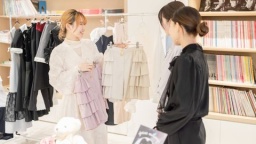 学生企画のオリジナルブランドショップを特別公開。ここでしか見られないオリジナル商品がいっぱい!
