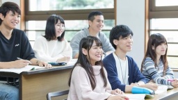 全ての方対象に特待生制度説明会を開催しています。