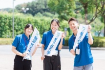 学生の満足度が高い、緑豊かなキャンパスで、あなたの夢や目標を思い描いてみよう!