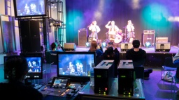 シアターダンス／テーマパークダンス、ヴォーカルレッスンを受けてみよう！