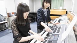音楽業界講座&コース/専攻/楽器別レッスンを受けてみよう!