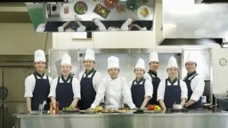 在校生と一緒に楽しく料理やスイーツを作ってみませんか?