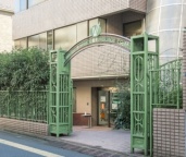 「忙しい！」そんなアナタに向けた個別見学＆学校説明会