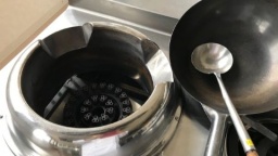 高火力で作る「本格パラパラチャーハン」
