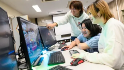 業界就職に最も近い環境で学ぶ!