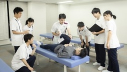 楽しく学校・職種を知ろう♪まずは参加!!