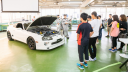 授業風景を見学できる!