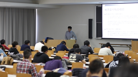 大阪商業大学 資格取得もバッチリ！48コースの資格講座をすべて学内で開講