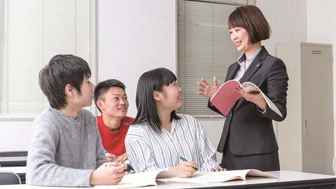 公務員ビジネス専門学校 藤川学園・毎月学費分割制度