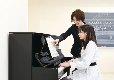 札幌ほいく専門学校 マンツーマンピアノレッスン