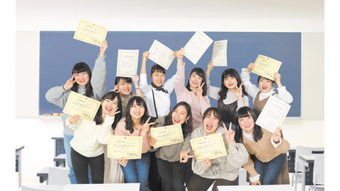 札幌ほいく専門学校 目指せる資格