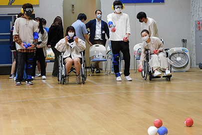 東京保健医療専門職大学 保健医療の「隣接他分野」を学ぶ