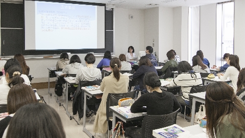 北海道看護専門学校 経済的なサポートを行う奨学金制度