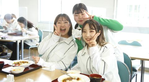 北日本ヘア・スタイリストカレッジ 学生食堂、売店、寮＆会館など生活サポートも充実！