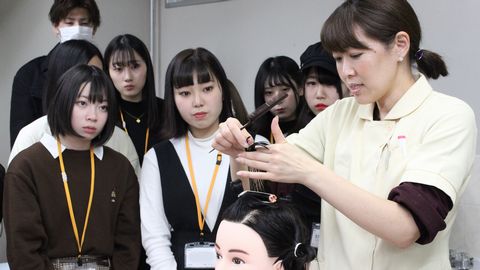 東京総合美容専門学校（ＴＳＢＳ） 3ヶ月先取りシステム