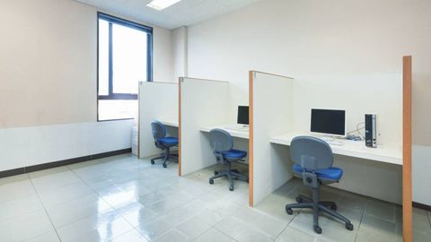 近畿コンピュータ電子専門学校 テストセンター完備
