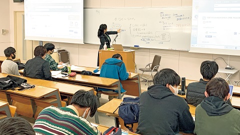 福山大学 資格取得のバックアップ