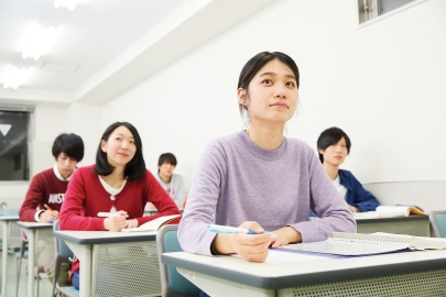 大阪ハイテクノロジー専門学校 資格取得支援制度