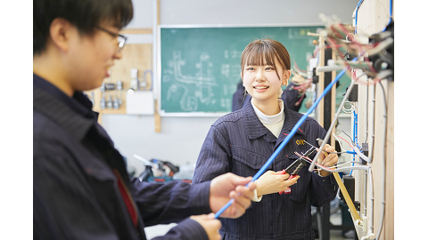 大阪電子専門学校 高等教育の修学支援制度対象校です