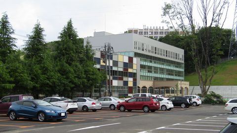 仙台赤門短期大学（看護学科） 大規模駐車場
