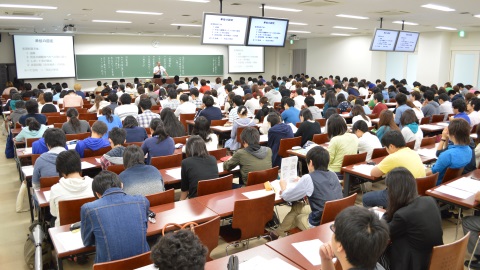 日本薬科大学 リメディアル教育など様々な本学独自の教育サポートシステム
