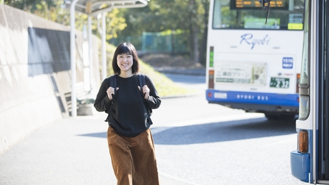 倉敷芸術科学大学 通学の利便性向上のため、スクールバス運行