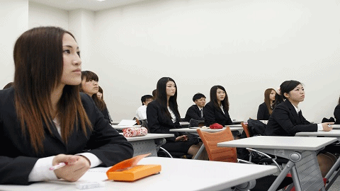 神戸教育短期大学 公立園就職志望者特別クラス