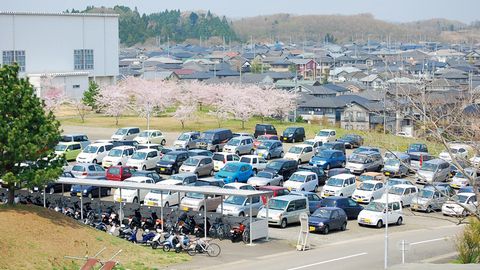 尚絅学院大学 学生用駐車場完備＆スクールバス