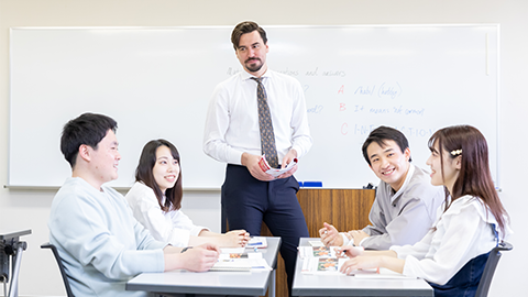 亜細亜大学 外国語教育