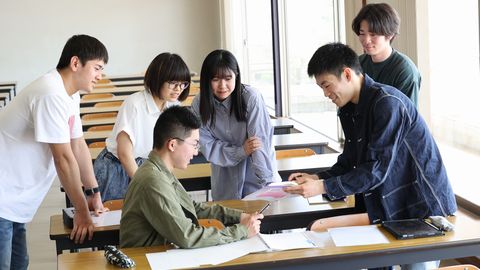 清和大学 卒業生の4人に1人が公務員試験合格！