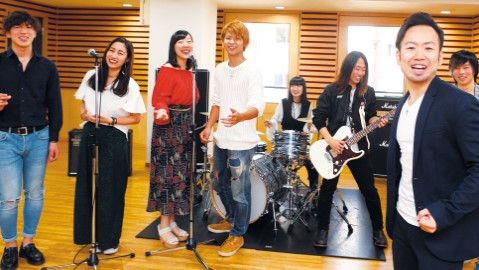 東京スクールオブミュージック専門学校渋谷 ひとり一人の学校生活を優しく温かくサポートする担任制度