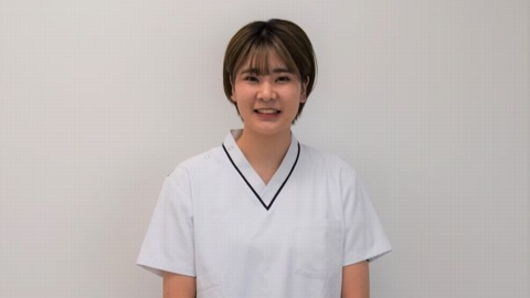 横浜実践看護専門学校 患者さんやご家族の不安や苦しみを和らげることに力を尽くしたい