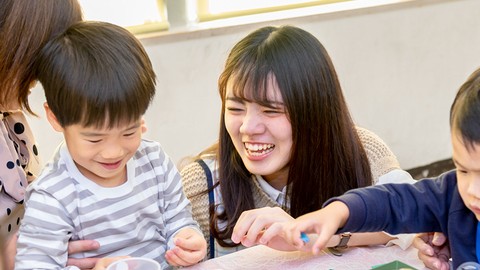 日本児童教育専門学校 【特長あるカリキュラム】子育てひろば