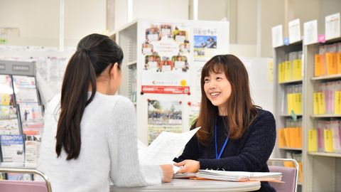 東大阪大学 一人ひとりの希望に沿って進路･就職を応援する「キャリアサポートセンター」～4年間の流れ～