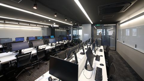 仙台デザイン＆テクノロジー専門学校 充実した「プロ仕様の実習室」