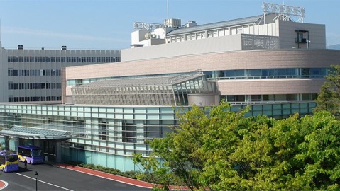 松本歯科大学 最新設備を整えた大学病院を併設