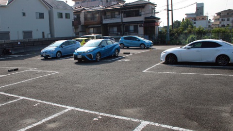 日本歯科学院専門学校 学生専用駐車場（無料）