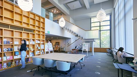 フェリス女学院大学 行くたびに発見のある図書館