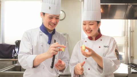 辻学園調理・製菓専門学校 材料費無料で練習し放題!辻学園独自のスキルアップレッスン