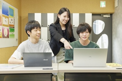 大宮みらいAI&IT専門学校 ITの知識やスキルがゼロからでも安心のサポート体制!