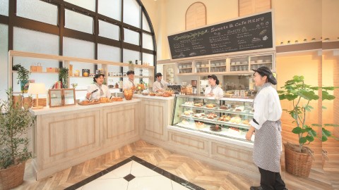 東京スイーツ&カフェ専門学校 学校がカフェ・パティスリーに!学内店舗実習