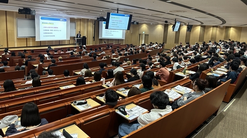 日本大学 文理学部 きめ細かい就職支援を行う就職サポートセンター