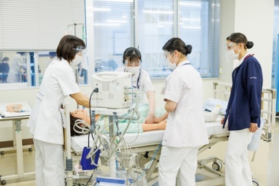 足利大学 看護学部 資格取得