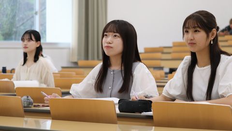 皇學館大学 キャンパス内でできる『Wスクール』