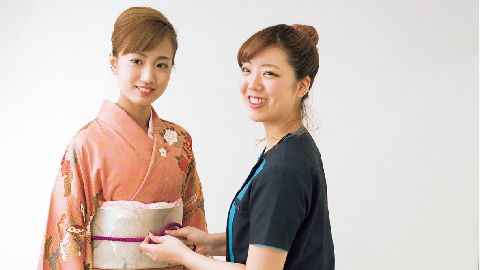 専門学校 富山ビューティーカレッジ 美容のプロを育成